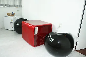 Orange Guest House - Hostel Busan Hotel