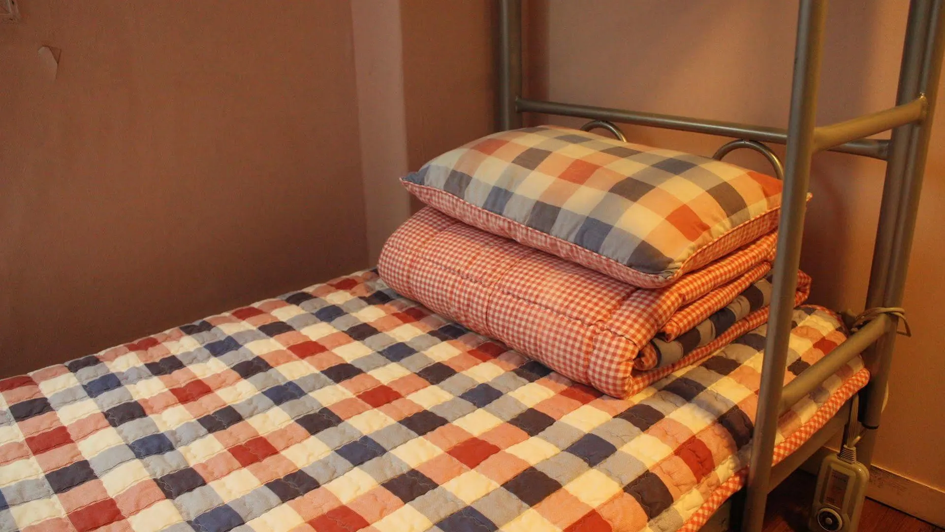 Orange Guest House - Hostel Busan Hotel